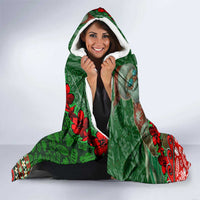 Mele Kalikimaka Shaka Santa Hooded Blanket Hawaiian Surf Christmas Design with Aloha Spirit DT02 - Polynesian Pride