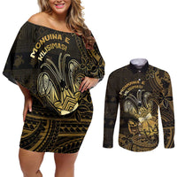 Niue Christmas Couples Matching Off Shoulder Short Dress and Long Sleeve Button Shirt Niuean Crab Xmas Tribal Waves DT05 Gold - Polynesian Pride