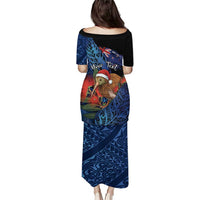 Personalised New Zealand Christmas Puletasi Santa Kiwi Bird With Pohutukawa Flowers DT05 - Polynesian Pride