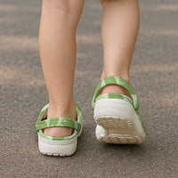 Green Hawaii Kalo Palaka Motifs Clogs Shoes Hawaiian Taro Leaves Elegant Vibes LT14 - Polynesian Pride