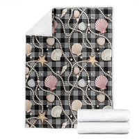 Hawaiian Ocean Seashells Blanket Black Palaka Pattern