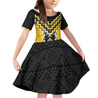 Yellow Niho Taniwha Mix Poutama Family Matching Off Shoulder Short Dress and Hawaiian Shirt Unique Taniko Aotearoa LT01 Daughter's Dress Yellow - Polynesian Pride