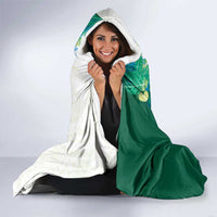 Hawaii Tropical Plant Omaomao Hooded Blanket Vibrant Polynesian Pattern