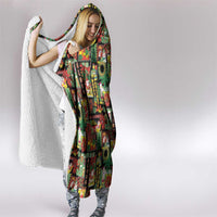 Hawaiian Santa Christmas Pattern Hooded Blanket Black Version - Polynesian Pride