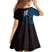 New Zealand Tuatara Plumeria Kid Short Sleeve Dress Maori Blue Koru Tribal Tattoo LT01 - Polynesian Pride