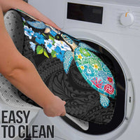 Hawaiian Couple Turtles Honi Bathroom Set Polynesian Art Motifs and Hibiscus Black Blue Color LT03 - Polynesian Pride
