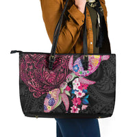 Hawaiian Couple Turtles Honi Leather Tote Bag Polynesian Art Motifs and Hibiscus Black Red Color LT03 - Polynesian Pride