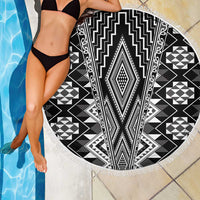 Aotearoa Tukutuku and Poutama Motif Classic Beach Blanket