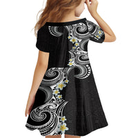 Aloha Polynesian Plumeria Flower Family Matching Off Shoulder Maxi Dress and Hawaiian Shirt Black White Color LT03 - Polynesian Pride