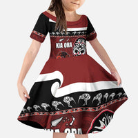 New Zealand Culture Kid Short Sleeve Dress Kia Ora Aotearoa Moko Tattoo Mask with Waka and Maori Art Pattern LT03 KID Red - Polynesian Pride