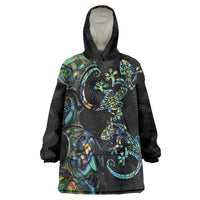New Zealand Gecko Maori Art Tattoo Wearable Blanket Hoodie Silver Fern and Paua Shell Mode LT03 One Size Black - Polynesian Pride