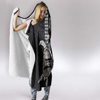 Hawaiian and Japanese Together Hooded Blanket Japanese Culture and Turtle Kakau Tattoo Black Color LT03 - Polynesian Pride