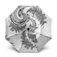 New Zealand Sea Animals with Maori Tribal Tattoo Umbrella Shark Manta Ray with Silver Fern White LT03 One Size Folded 11.42 inch Opened Diameter 37.4 inch White - Polynesian Pride
