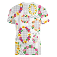 Hawaiian Kakau Tattoo Leis and Palaka Pattern Women V-Neck T-Shirt Traditional Aloha Tribal White Color LT03 - Polynesian Pride