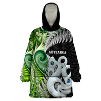 New Zealand Koru Natural Wearable Blanket Hoodie Manaia and Silver Fern Maori Pattern LT03 One Size Black - Polynesian Pride