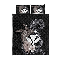 Hawaiian Whale and Kanaka Maoli Symbol Quilt Bed Set Hibiscus with Hawaii Map and Polynesian Tattoo Grayscale Color LT03 - Polynesian Pride