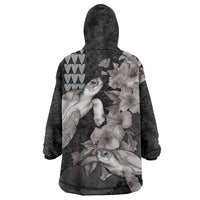 Hawaiian Turtle Love Couple Wearable Blanket Hoodie - Sweet Hibiscus and Kakau Pattern Grayscale Color LT03 - Polynesian Pride