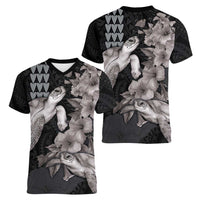 Hawaiian Turtle Love Couple Women V-Neck T-Shirt - Sweet Hibiscus and Kakau Pattern Grayscale Color LT03 - Polynesian Pride