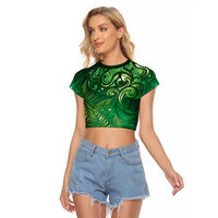 Matariki New Zealand Maori Silver Fern Raglan Cropped T Shirt Galaxy Green Sky Style LT03 Female Green - Polynesian Pride