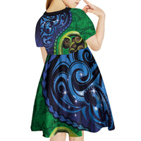 New Zealand Matariki Fern Frond Koru Kid Short Sleeve Dress with Galaxy Blue Sky and Green Paua Shell Art LT03 - Polynesian Pride