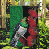 New Zealand Kereru And Pohutukawa Garden Flag Maori Tribal Tattoo LT03 Garden Flag Black - Polynesian Pride