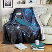 New Zealand Tui Bird Blanket The Pleiades Star Cluster and Koru Tribal Tattoo Galaxy Vibe LT03 Blue - Polynesian Pride
