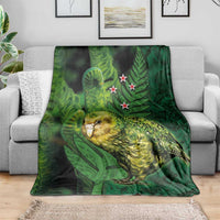 New Zealand Kkp Blanket Silver Fern with Close up of Green Fern Leaves and Maori Tattoo LT03 - Polynesian Pride