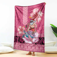 Hawaii Mele Kalikimaka Blanket Funny Santa with Tribal Tattoos Kakau Pink Color LT03 - Polynesian Pride