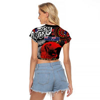 Australia and New Zealand ANZAC Day Raglan Cropped T Shirt Aboriginal and Maori Art Pattern - Gallipoli Lest We Forget LT03 - Polynesian Pride
