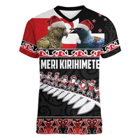 New Zealand Meri Kirihimete Women V-Neck T-Shirt Christmas Tui Bird and Kea Bird - Haka Santa with Maori Koru Art Pattern LT03 Female Black - Polynesian Pride