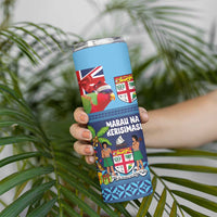 Fiji Marau na Kerisimasi Skinny Tumbler Christmas Collared Lory - Fiji Emblems and Xmas Palm Tree Tapa Art Pattern LT03 - Polynesian Pride
