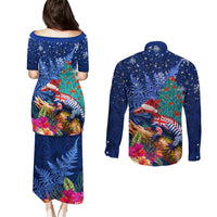 New Zealand Tuatara Christmas Couples Matching Puletasi and Long Sleeve Button Shirt Silver Fern and Xmas Pohutukawa Tree Blue Color LT03 - Polynesian Pride