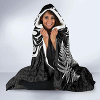 New Zealand Tuatara Tribal Tattoo Hooded Blanket Silver Fern and Maori Pattern Black Color LT03 - Polynesian Pride