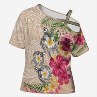 Hawaiian Tropical Flowers and Tribal Turtles Cross Shoulder Shirt Polynesian Art Motifs Beige Color LT03 Female Beige - Polynesian Pride