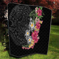 Hawaiian Tropical Flowers and Tribal Turtles Quilt Polynesian Art Motifs Black Color LT03 - Polynesian Pride