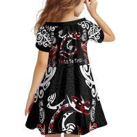 Aotearoa Toitu Te Tiriti-Maori Taniwha Kid Short Sleeve Dress Toitu Te Whenua Toitu Te Reo Maori LT03 - Polynesian Pride