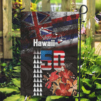 Hawaii Statehood Day Garden Flag 50th state of the United States Kakau Tattoos and Hibiscus Grunge LT03 Garden Flag Black - Polynesian Pride