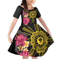 Hawaii and Philippines Together Family Matching Off Shoulder Short Dress and Hawaiian Shirt Hibiscus Flower and Sun Badge Polynesian Pattern Coloful LT03 Daughter's Dress Black - Polynesian Pride