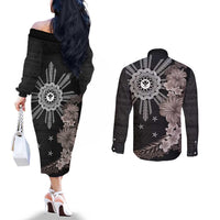 Hawaii and Philippines Together Couples Matching Off The Shoulder Long Sleeve Dress and Long Sleeve Button Shirt Hibiscus Flower and Sun Badge Polynesian Pattern Grayscale