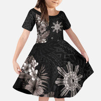 Tropical Hawaii and Philippines Kid Short Sleeve Dress Kanaka Maoli and Sun Badge Batok Tattoo Grayscale LT03 KID Black - Polynesian Pride
