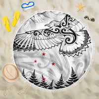 New Zealand Kea Bird Beach Blanket Maori Tattoo and Silver Fern White Color LT03 One Size 150cm White - Polynesian Pride