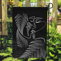 New Zealand Valentine's Day Garden Flag Silver Fern and Line Art Love Couple LT03 Garden Flag Black - Polynesian Pride