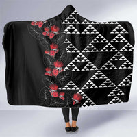 Hawaiian White Kakau Art Tattoo-Ohia Lehua and Taro Leaves Hooded Blanket LT03 One Size Black-White - Polynesian Pride