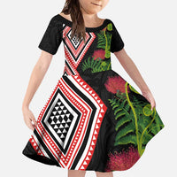 Aotearoa Tukutuku Motif Family Matching Off Shoulder Maxi Dress and Hawaiian Shirt Pohutukawa and Fern Leaves LT03 Daughter's Dress Black - Polynesian Pride