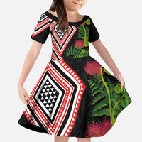 Aotearoa Tukutuku Motif Kid Short Sleeve Dress Pohutukawa and Fern Leaves LT03 KID Black - Polynesian Pride