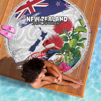 New Zealand Christmas Beach Blanket Meri Kirihimete-Tuatara and Pohutukawa White Color LT03 - Polynesian Pride