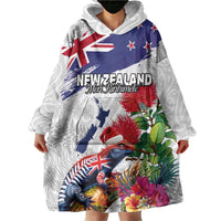 New Zealand Christmas Wearable Blanket Hoodie Meri Kirihimete-Tuatara and Pohutukawa White Color LT03 - Polynesian Pride
