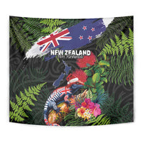 New Zealand Christmas Tapestry Meri Kirihimete-Tuatara and Pohutukawa Black Color LT03 - Polynesian Pride