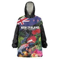 New Zealand Christmas Wearable Blanket Hoodie Meri Kirihimete-Tuatara and Pohutukawa Black Color LT03 One Size Black - Polynesian Pride