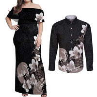 Hawaiian Plumeria and Turtle Couples Matching Off Shoulder Maxi Dress and Long Sleeve Button Shirt with Polynesian Tribal Art Pattern Grayscale Color
